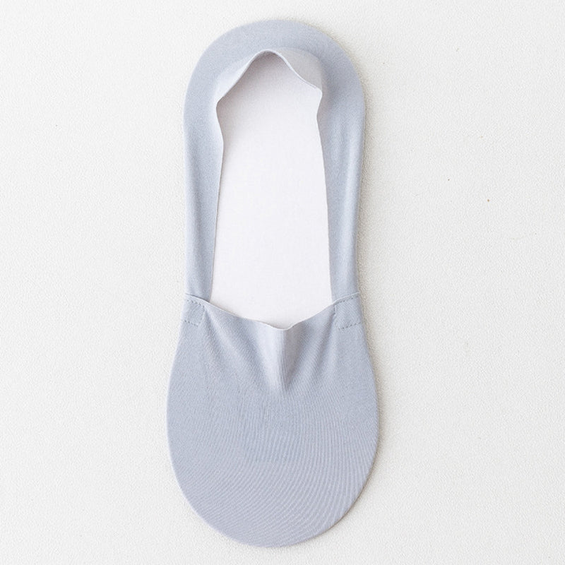 Seidensocken mit Glanz: Rutschfester Komfort für Ihre Füße
