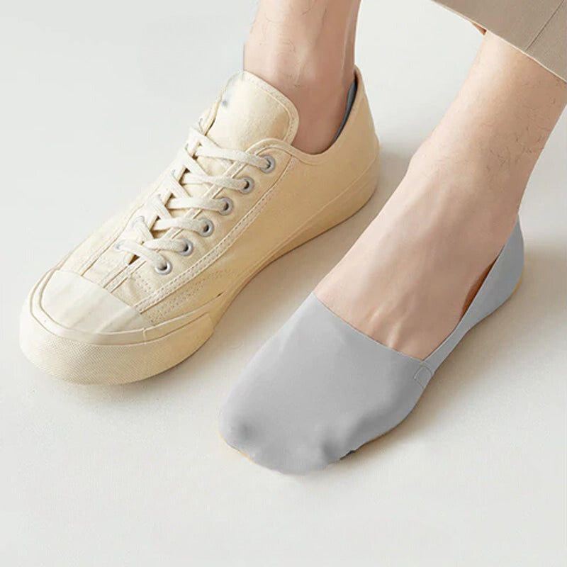 Seidensocken mit Glanz: Rutschfester Komfort für Ihre Füße