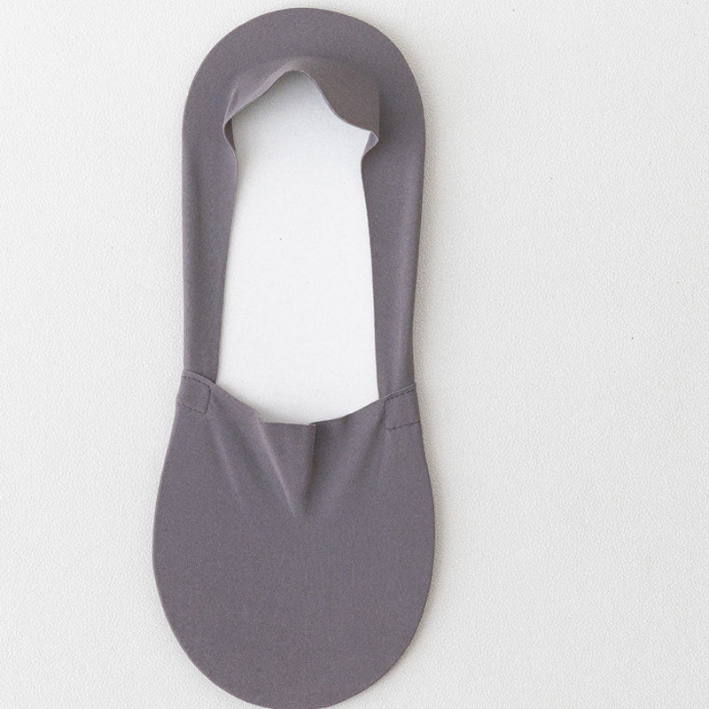 Seidensocken mit Glanz: Rutschfester Komfort für Ihre Füße